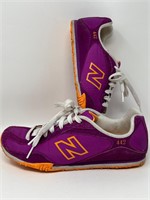 sz 8 New Balance Ladies Running Shoe