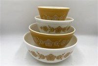Vintage Pyrex Butterfly Gold Nesting Bowls