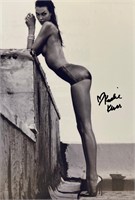 Autograph COA Karlie Kloss Photo