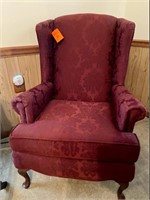 Padded Recliner with Curved Legs