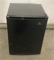 Absocold Mini Refrigerator ARD241AB10R/L