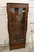 6 Gun Wood Gun Cabinet