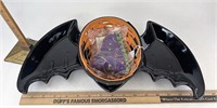 Longaberger NIB black bat dish with basket and