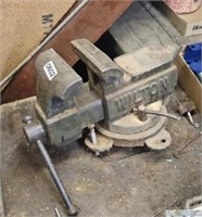 WILTON 5 INCHES BENCH VISE