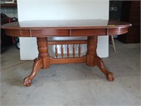 Oak ball & claw foot pedestal table 30x61x42 w/