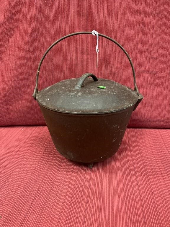 Cast iron footed bucket with lid 7”h