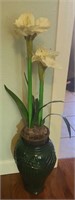Hunter Green vase and arrangement