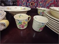 Royal Doulton "Henly" Pattern Dinnerware