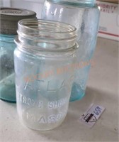 Vintage canning jar lot ( 2 blue)
