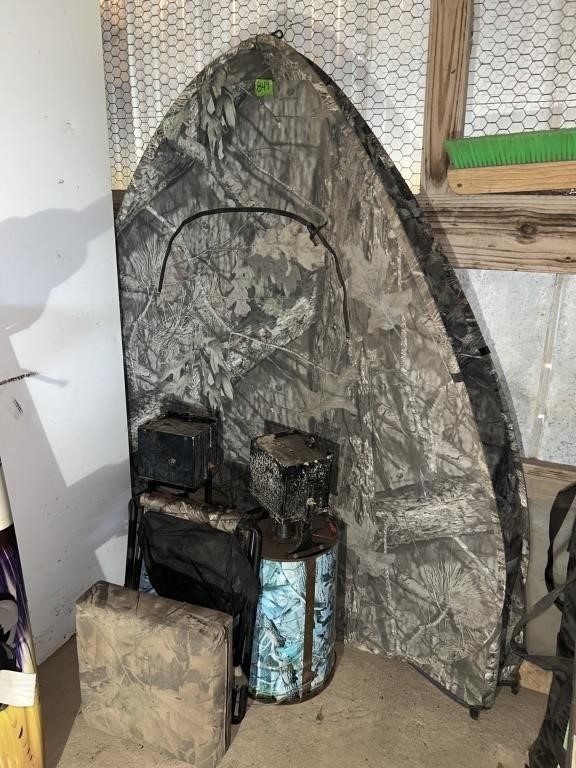 Hunting blind tent, chair and 2 feeders