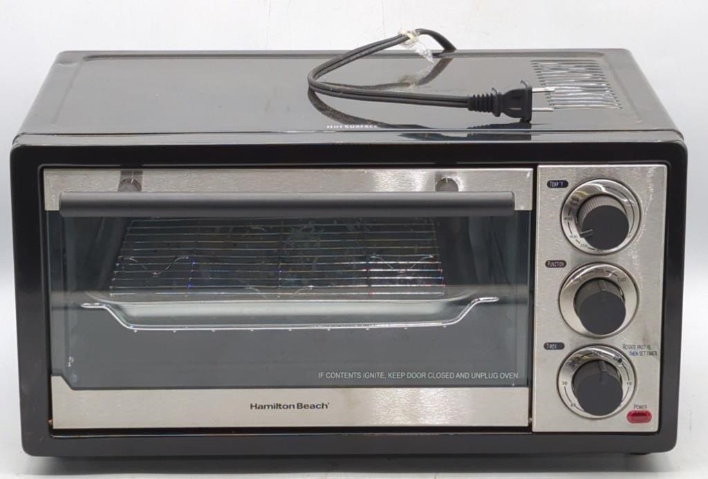 (P) Hamilton Beach Counter Top Toaster/ Oven. 17