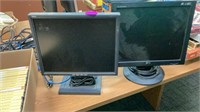 MONITORS ONE LG ONE DELL