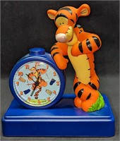 Disney Winnie The Pooh Tigger Talking Alarm Clock