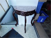 Table à plateau en marbre demilune style chinois