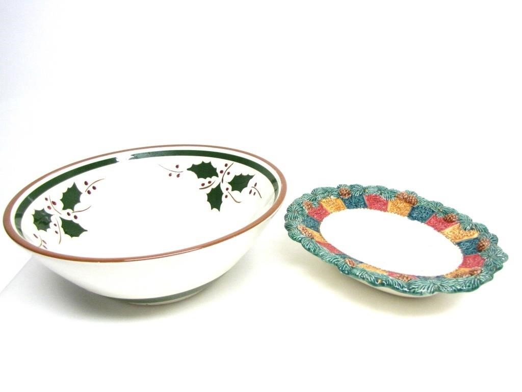 LARGE CERAMIC BOWL & WREATH PATTERN BOWL