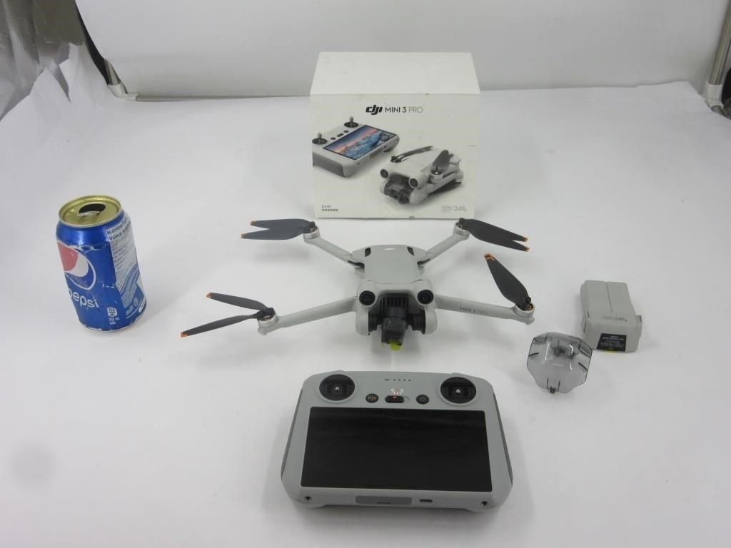 Drone DJI Mini 3 Pro avec batterie et contrôleur