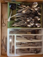 Drawer of utensils Rogers, oneitta, etc