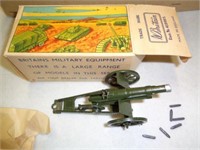 Britains Field Gun #1292 with 6 Shells