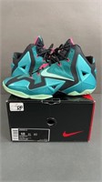 2014 Nike LeBron 11 South Beach Size 10