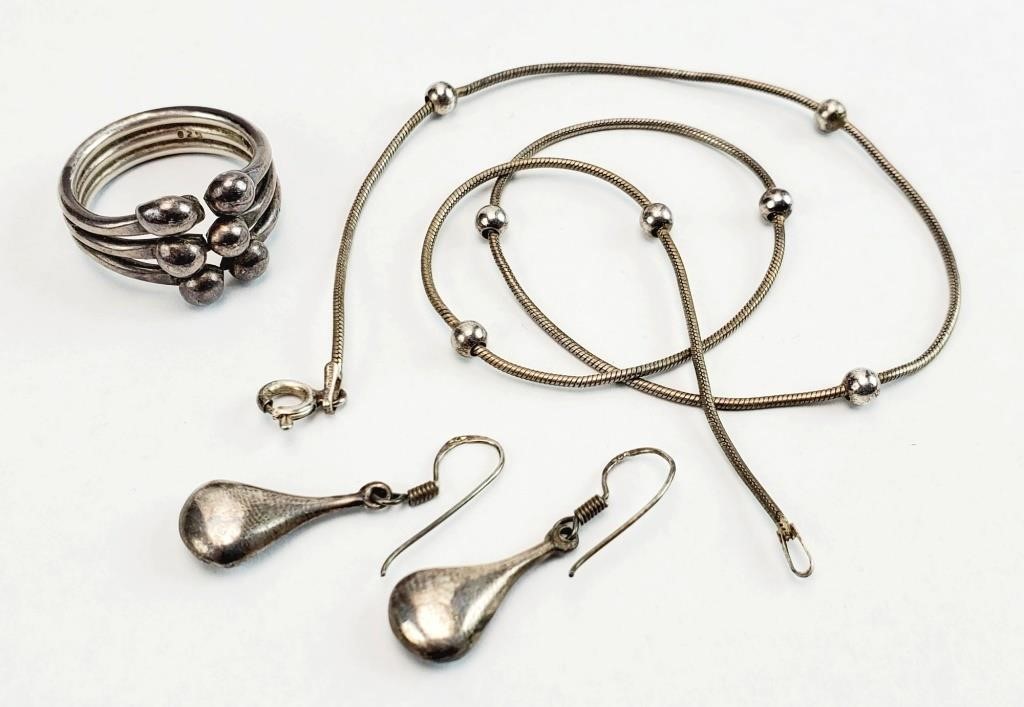 STERLING SILVER NECKLACE, RING & EARRINGS