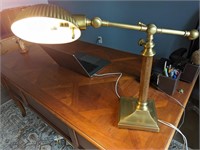 DESK LAMP