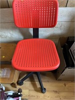 RED OFFICE CHAIR