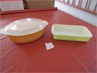 2 EARLY PYREX BAKEWARE DISHES
