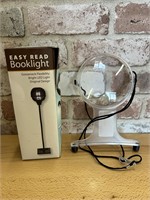 2 pc Lot Easy Read Booklight, magnifyer on lanyard
