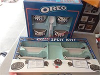 2 oreo dish sets