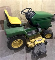 John Deere Model 345 Twin Touch Hydro