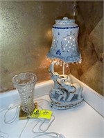 Vase like lamp, 9 in tall and Elephant themed lamp