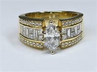 14.67 Grams 18KT Gold & Diamond Ring