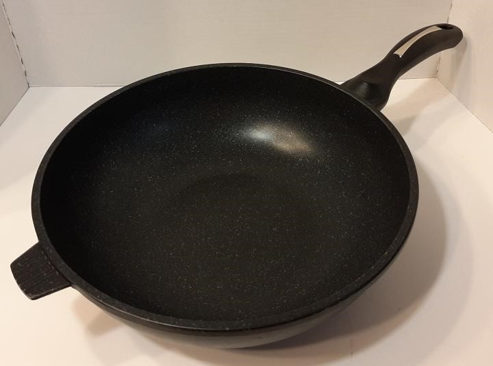 skillet Auctions Prices