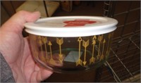 NEW 4 CUP GLASS PYREX BOWL W LID