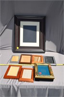 109: assortment of picture frames