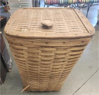 Large longaberger hamper basket