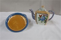 Lusterware, made in Japan, 5.5" teapot and five