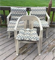 (3) Outdoor plastic chairs with cushions