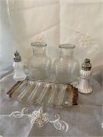 Group of Kitchen Ware