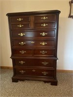 3 pc Bassett furniture 2 dressers 1 end table