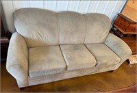 Couch ( NO SHIPPING)