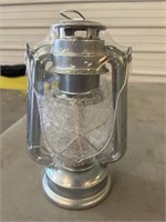 Small battery operated lantern
