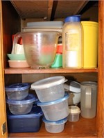 Large Group of Tupperware and Plastic