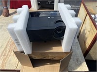 INFOCUS #IN112X DLP PROJECTOR (AT PUBLIC STORAGE)