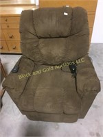 Electronic reclining chair