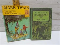 MARK TWAIN HUCKLEBERRY FIN BOOKS