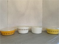 Vintage Town & Country Pyrex
