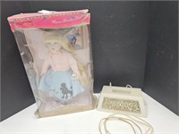 Doll w 50'S Poodle Skirt Outfit & Bed Lamp Crack