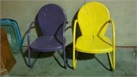 2 metal lawn chairs