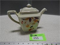 Jewel T teapot